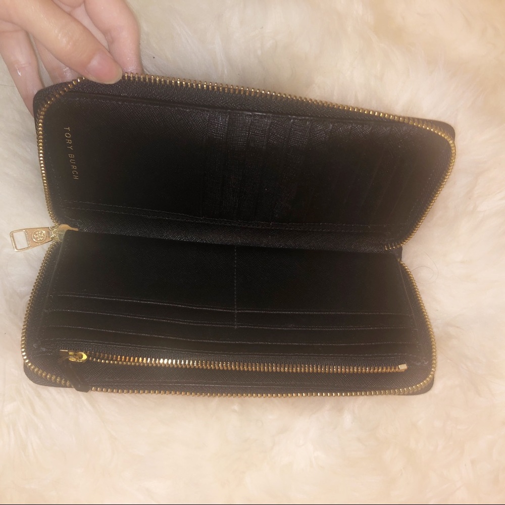 Tory Burch Wallet - Picture 3 of 4
